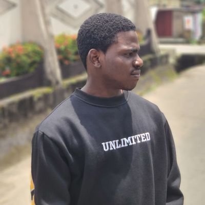 YounggadaS32730's profile picture. looking up to God for a better life