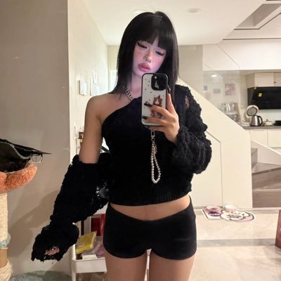 sphyreee's profile picture. 24; Bi 𓇻ׄ ⠀⠀𝙷𝙴𝙻ׄ𝙻𝙾 ⠀𝙺ׅ𝙸𝚃ׄ𝚃𝚈 ⠀⠀💗 ̼ ⠀⠀𝗹𝗼꯭𝘃ׄ𝗲 𐔌 ⠀카페테리아 ⠀ׄ⠀⏤ ⠀⠀ﾐ・◦・ﾐ ⠀⠀✿ 🌸ׄ ⠀⠀𝟣𝟣:𝟣𝟣 ⠀⠀ׄ𖹭 ⠀⠀𝖼𝖺𝖿ׅ𝖾́. ⠀⠀𝖽𝗋𝖾꯭ׄ𝖺𝗆