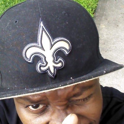 Bayleaf Creative USA...Hip Hop Junkie...NOLA,USA Carolyn la boy @bayleafcreativenola on IG