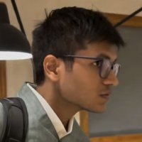 Bhavesh Shaha (@basicallybhav) 's Twitter Profile
