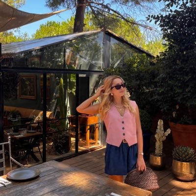 cigdemmyasar's profile picture. Denginiz değilim, dengesizim. 🐚