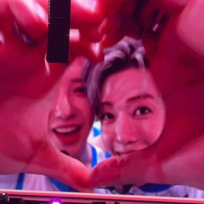 🐰🦊💞🎀✨
(ﾉ´ヮ`)ﾉ*: ･ﾟ