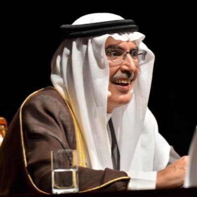 وجودي هنا صديق للكل ولست حبيب لاحد تكفون اعفوني من العلاقات العابره اللي نظلم فيها بعض مجرد اخ وصديق للكل 💌