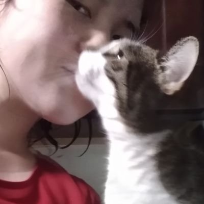 snarknarkk's profile picture. follow for exclusive content of my bitch cat