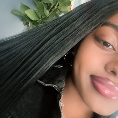 barbie2bigg's profile picture. Patyapockets