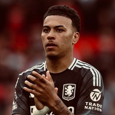 • @AVFCOfficial • 19 • AI ❌❌❌❌ • From the West Midlands• 🇬🇧🇪🇺🏳️🌈 🇵🇸🌹 • priv: @will_is_private • Formerly Will Still • i rt everything, means nothing.