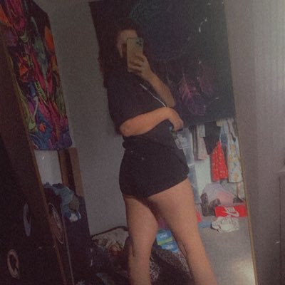 23💖~MDNI 18+~ menu is pinned😜 ~no meetups~ {cashapp- $cowbutter420} dm’s open for buyer ~$5 dm fee 💖also check out my throne