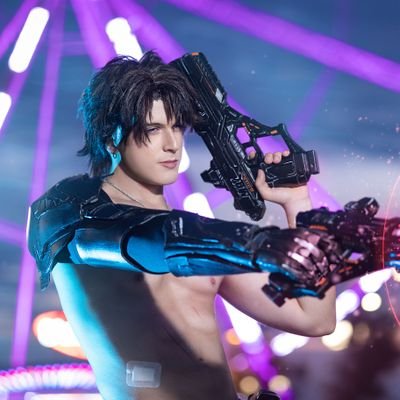 🔱Cosplayer & Propmaker🔱 | 22 | Basically irl Zack Fair | I 💙 my girlfriend | Embrace your dreams🌼🖤 | IG: mr_baci
