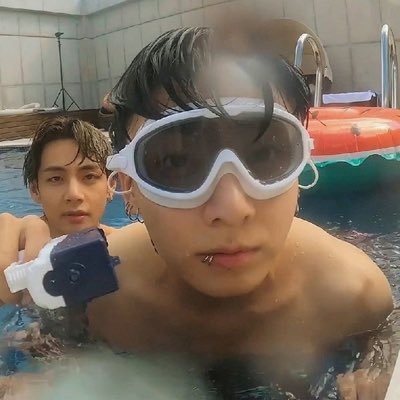 #방탄 - by their side till i die. #AGUSTD : snooze mía #kooktae 🩶