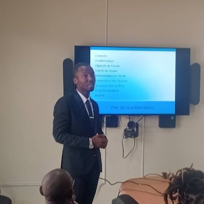 Géologue licencié| Enseignant au lycée| IAU NOC & co-NAEC Haïti|