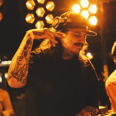 Miami Producer/DJ || CLUB RATS || Labels : getbusy / Lisa’s Kickback / Running Late || Vantablack Tattoo Gallery