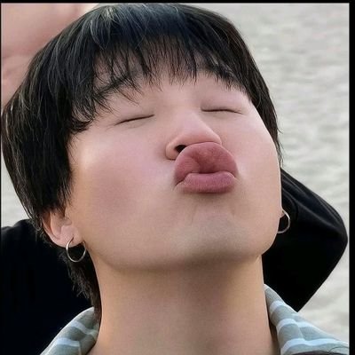 Jimin and BTS once upon a time, made me a Jimin biased Army. Army's treatment towards Jimin made me a Pjm.