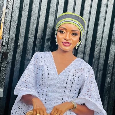 Entrepreneur @smilesempireng | Tech Enthusiast | Data Baddie