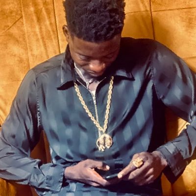 my mouth no good o 😹“Unleashing energy,creativity & conversation. Artiste | Hype man | interviewer! #omoiya_ibeji💸 🌍_