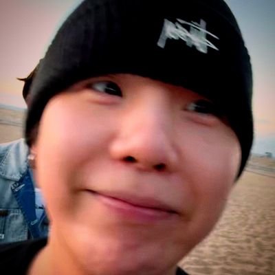“Life is tough, and things don't always work out well, but we should be brave and go on with our lives.” - Suga.
.
.
FAN ACCOUNT