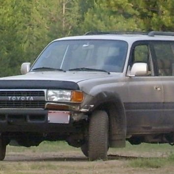 The X home for the Broke Ass Land Cruiser comedy that is my life.
I'll go places, attempt to see things and definitely fix stuff. Maybe not. Is that leak new?