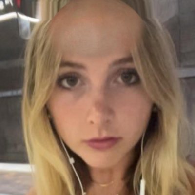 Jobless
6 who thinks she's a 9
On drugs
Will definitely end up as a single mom
GREEN EYES