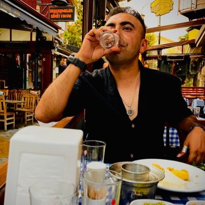 gara4646's profile picture. 🇹🇷 𐱅𐰇𐰼𐰚 🇹🇷  Gök Tengri inancına sahip bir Türk 🇹🇷