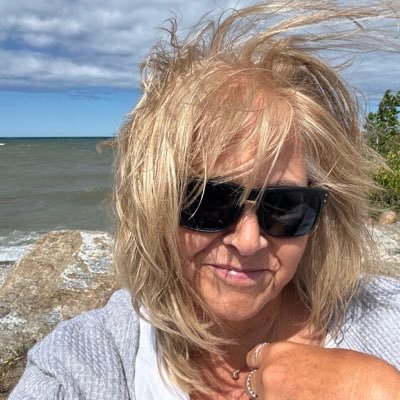 ❤️family, 🐶🐶vacays in warm places☀️49ers 🏈Leafs 🏒 🇮🇹🇨🇦 my opinions are my own