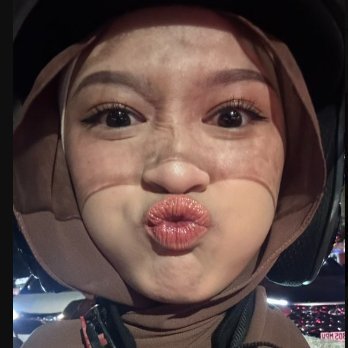 chikabebedae's profile picture. 24y yogyakarta