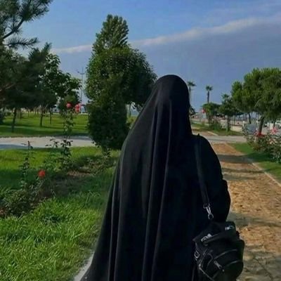 وَلَنَبْلُوَنَّكُمْ حَ
تَّىٰ نَعْلَمَ الْمُجَاهِدِينَ مِنْكُمْ وَالصَّابِرِينَ وَنَبْلُوَ أَخْبَارَكُمْ سوره محمد آیه 31