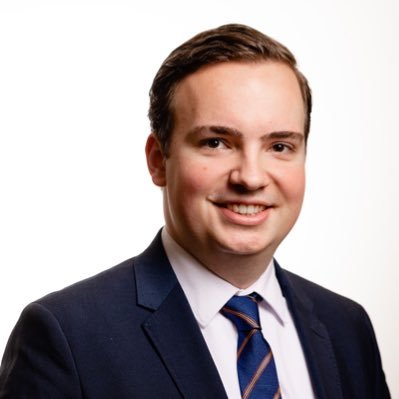 Voorzitter CDJA Rotterdam, CDA-jongeren | Burgerraadslid CDA Capelle (veiligheid, financiën en organisatie) | Voor de volgende generatie