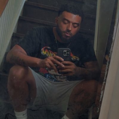 Dad gamer•add me on twitch https://t.co/Farja6QK7l and psn and 2k friends list.GambinoGotEm- 💫. https://t.co/2brdqpXigo.