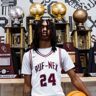 Jadien_24's profile picture. C/O 2028 PG/SG @SouthernTiesAAU Crooked Oak HS 6’1|160| ranked 20⭐️ jadiendixon405@icloud.com