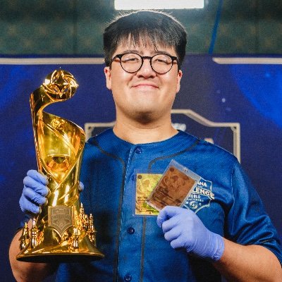 🏆🏆🏆WORLD CHAMPION🏆🏆🏆
4x Golden Mickey 🐭
Disney Lorcana Challenge: 1x Win, 2x Top 8, 1x Top 16, 1x Top 32
Coaching & Guides: https://t.co/KBLeGmuxps