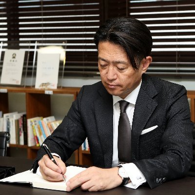 栃木県宇都宮市にある企業グループ「C3.networks」の代表取締役。株式会社カルテック、株式会社キャリー交通、みどり交通有限会社、株式会社CORE DEVの4社で9つの事業を展開しており 戦略的コングロマリットによ持続的な価値創造を目指しております。