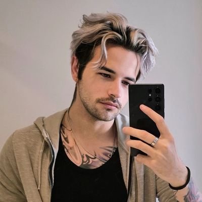@Myloes_