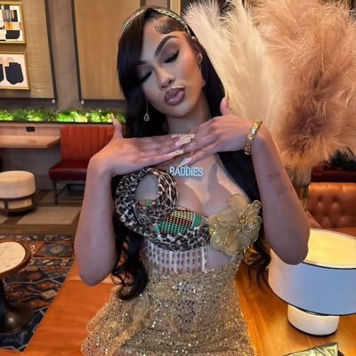 Liv4Stratton's profile picture. ⠀ ⠀ ⠀ ⠀ ⠀ ⁺⠀ ˓ 🩷 ، ﾟ 🎀 ⠀ ⠀