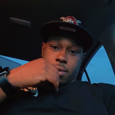 PMcday48404's profile picture. 