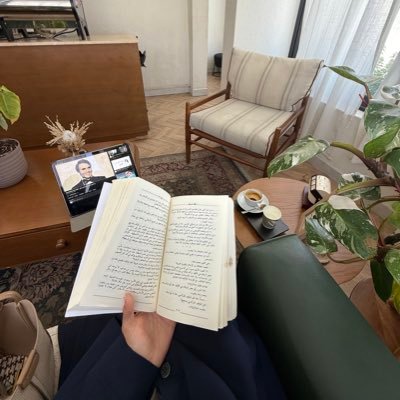 زمان تشرين اوْ زَهَر اوْ يمْكِن تشرين.. بس الأكيد انّه زَمَاني ومكانِي