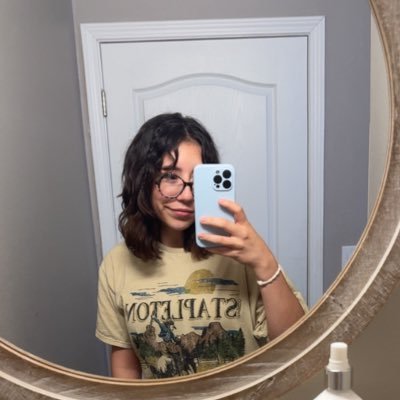 ivana_may9's profile picture. 