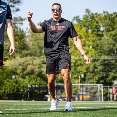 Offensive Coordinator/Qbs Coach @Montclair_FB | Recruiting Area: Middlesex County #KeepPounding 🦅