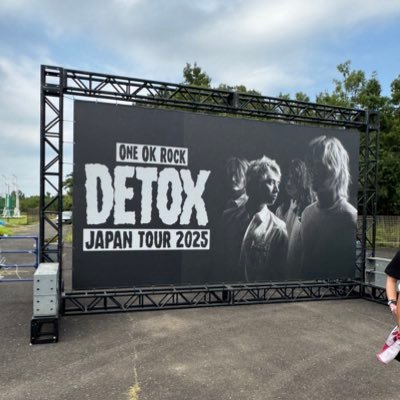 livolver0049's profile picture. よろしくお願いします🪬 -ライブ予定- 5/11ずとまよ 8/17ワンオク 12/14 ZAZEN BOYS 1/24 TOMOO