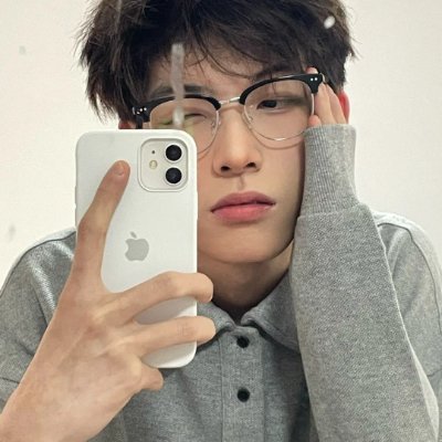 LukeMatthew021's profile picture. 