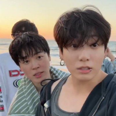 🛡𝝗𝝩𝗦💜OT7ARMY🔎('22)|| Proof era noona || I trust 𝝗𝝩𝗦~7️⃣🟰1️⃣
|| Jimin biased🐥🐰 Jikook, my babies ||
✨️⟭⟬E ARE B⟬⟭CK✨️♪☆\(^0^\) ♪(/^-^)/☆♪🎉비티에스🎊