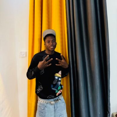 Zion4pf90927's profile picture. 