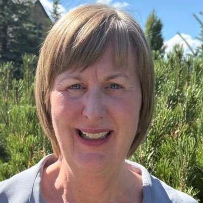 michelle071964's profile picture. Above everything else....a mom