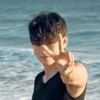Naye 🩵 (@folklorevantae) 's Twitter Profile Photo Naye 🩵 (@folklorevantae) 's Twitter Profile Photo