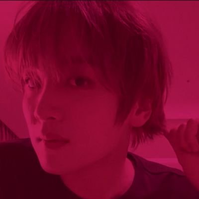 aquí solo leo aus y chismoseo, chau
֢ 。 ⋆ ゚ ☾ ゚ ⋆⠀⠀ ֢ ⠀⠀
🇨🇴
⠀⋆