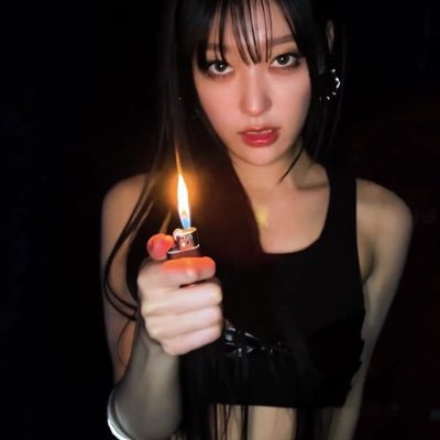 hanji4me's profile picture. the heart of the world is blue