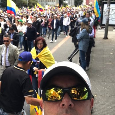 🇨🇴en esta cuenta se camina por la derecha y derecho.