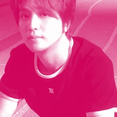My future is full of sun☀️🌻
✨️I'm a sunflower made of real sunlight ✨️
This account is Haechan centric.