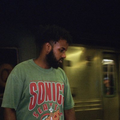 alsoknownasozz's profile picture. 