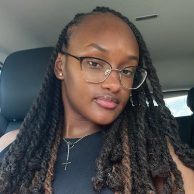 _trinnnx's profile picture. instagram: @trinnnx