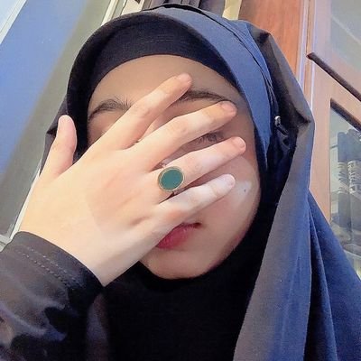 FarideB631801's profile picture. هرچیز که در جستن آنی، آنی...