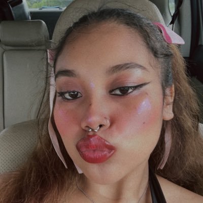 18+🌶️|| ☼pisces ☽leo⇡aquarius || she/her💖 || tpwk🌈🧚♀️|| riddim slut🎀🧸